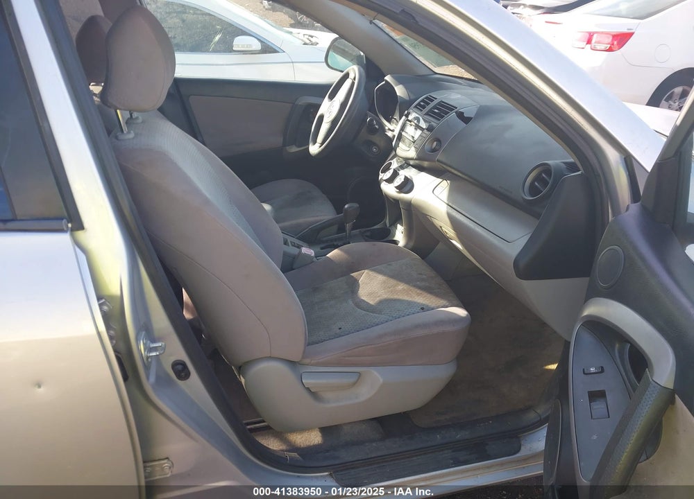 2006 TOYOTA RAV4 VIN: JTMZD33V066010988
