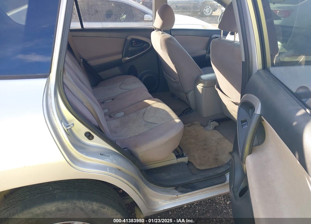 2006 TOYOTA RAV4 VIN: JTMZD33V066010988