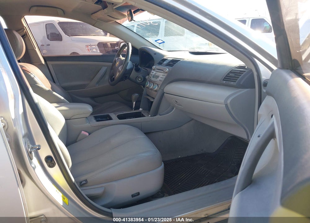 2009 TOYOTA CAMRY LE VIN: 4T1BE46KX9U323077