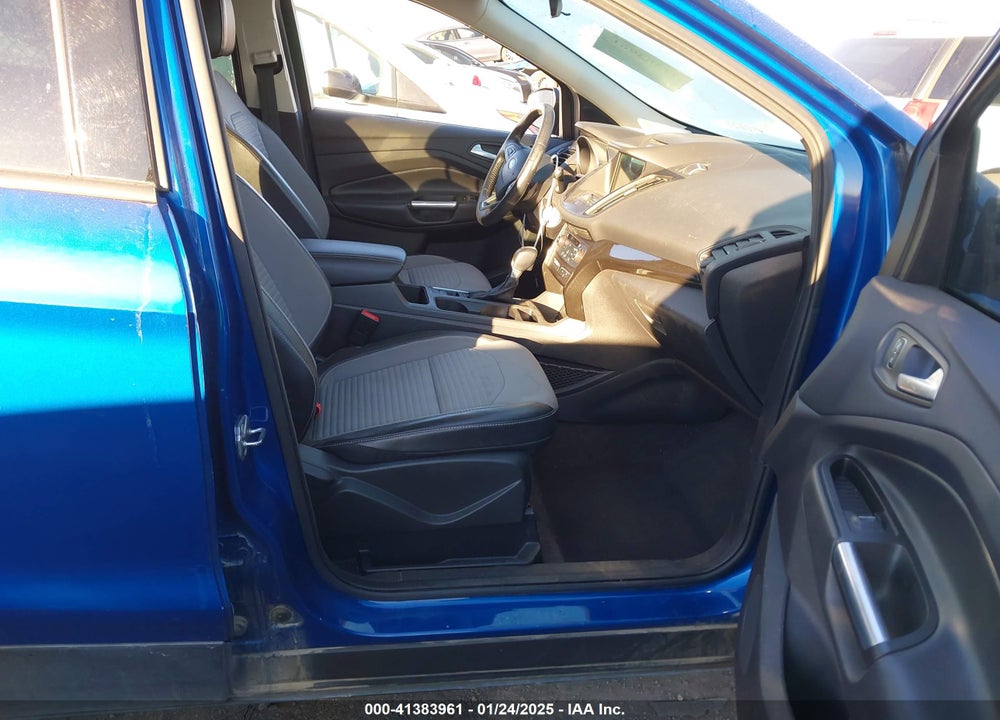 2017 FORD ESCAPE SE VIN: 1FMCU0G99HUA38459