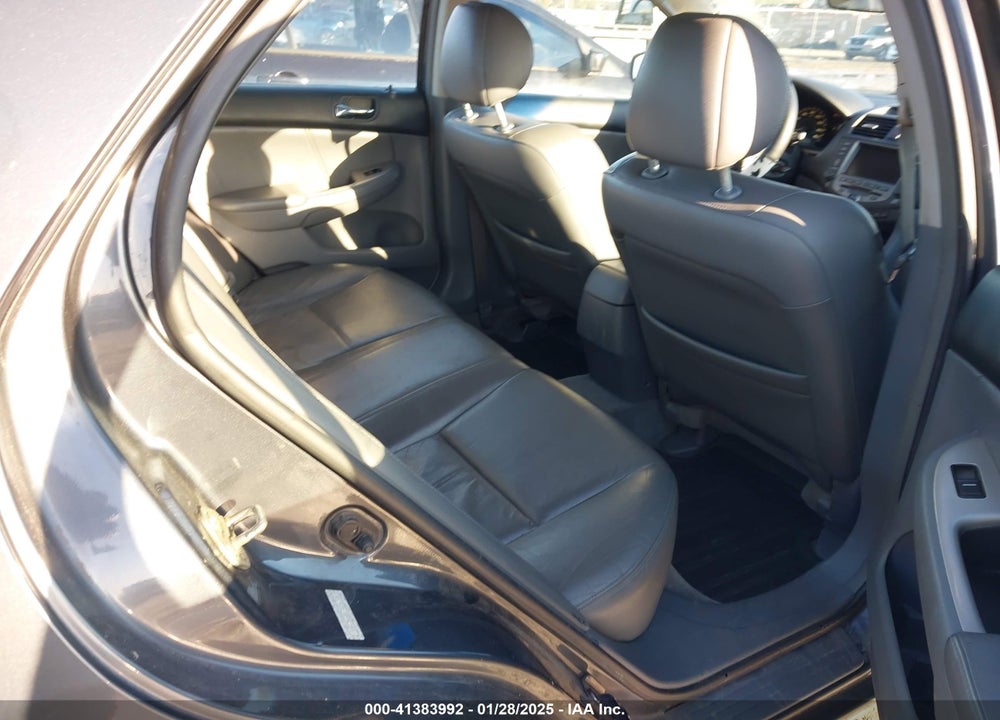 2007 HONDA ACCORD VIN: 1HGCM66827A056576