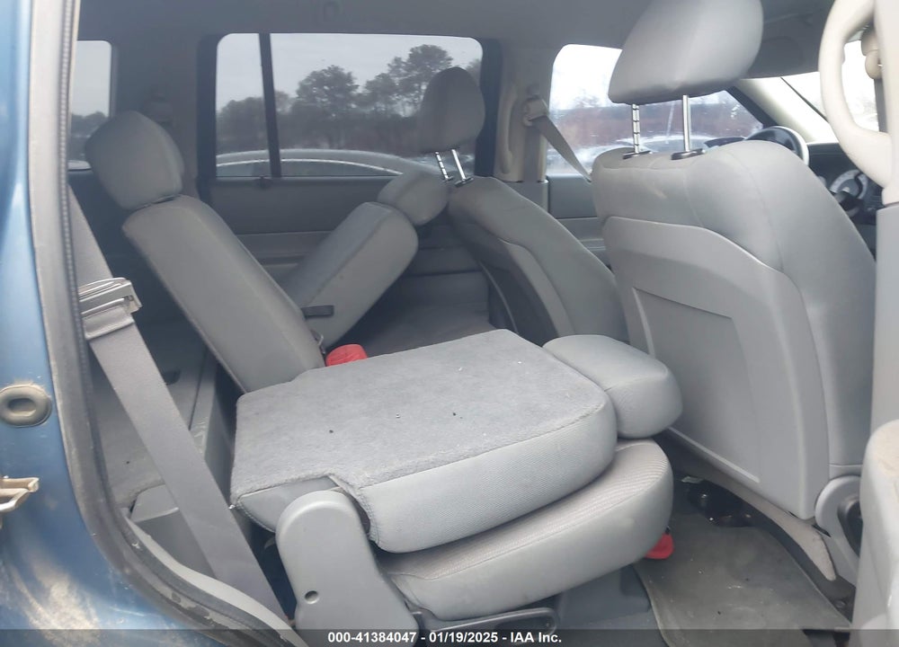 2006 DODGE DURANGO SXT VIN: 1D4HB38N66F168300