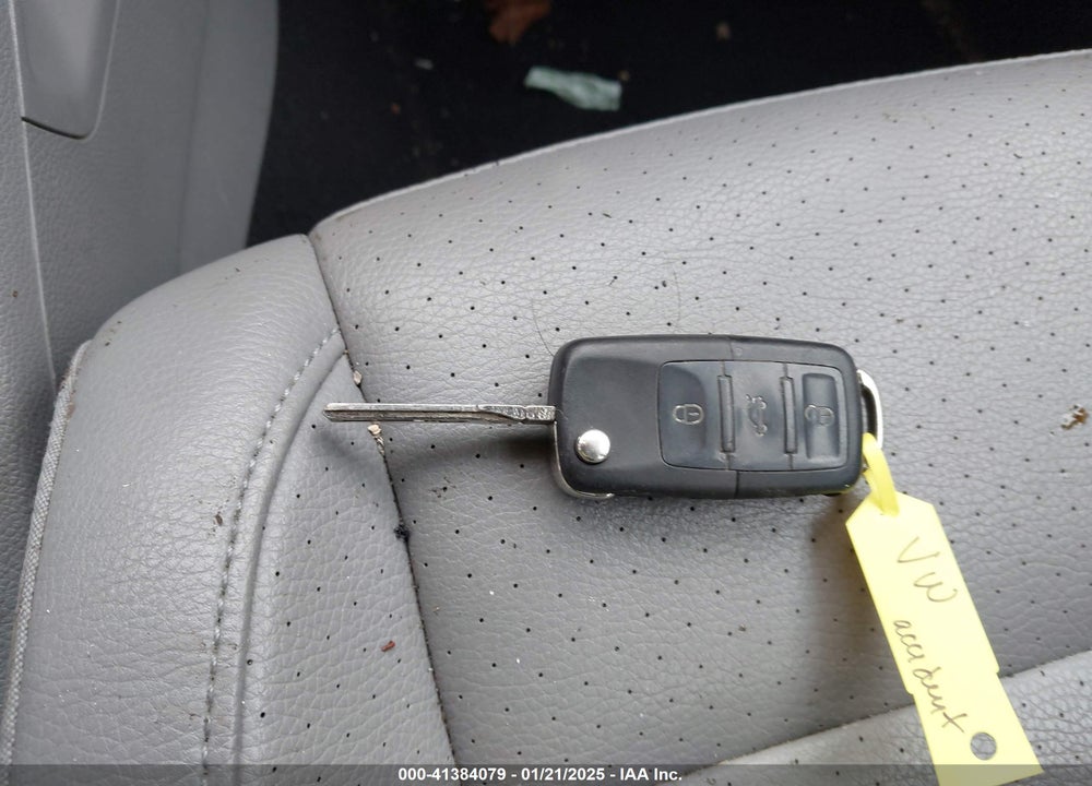 2009 VOLKSWAGEN JETTA VIN: 3VWRZ71K59M062345