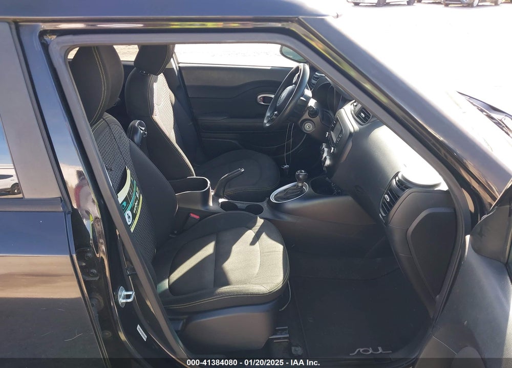 2014 KIA SOUL VIN: KNDJP3A53E7028143