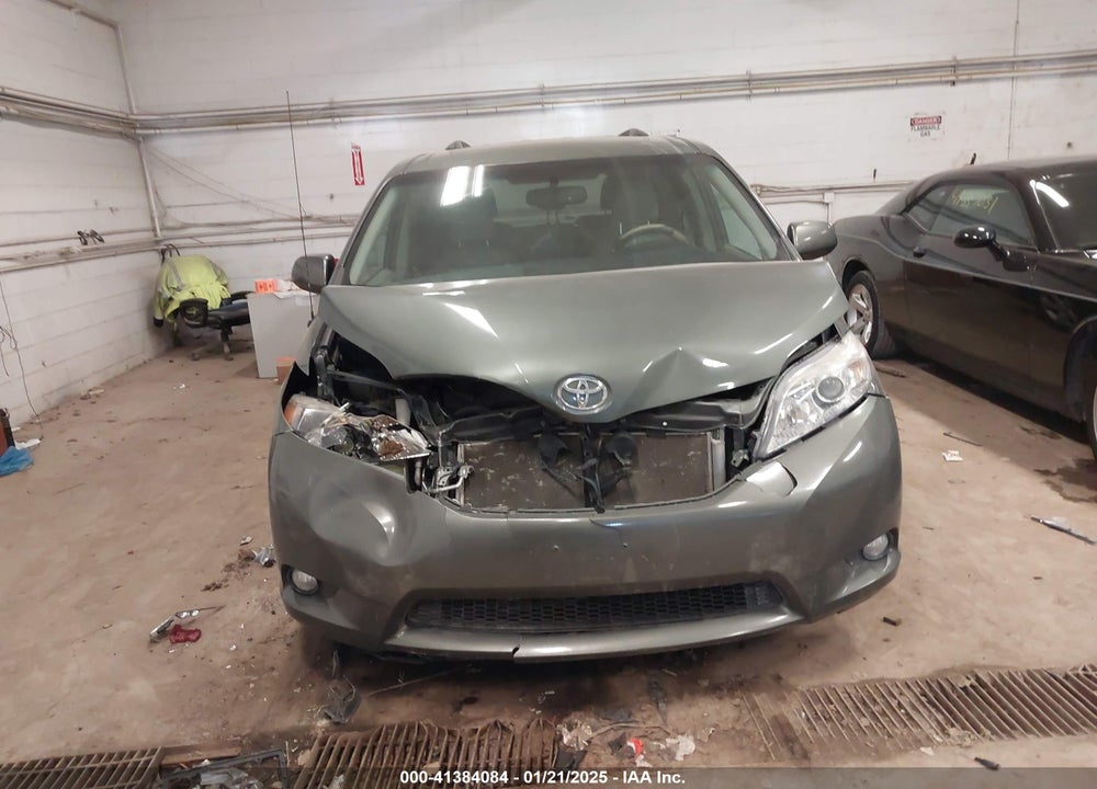 2013 TOYOTA SIENNA XLE LIMITED VIN: 5TDYK3DC1DS361100