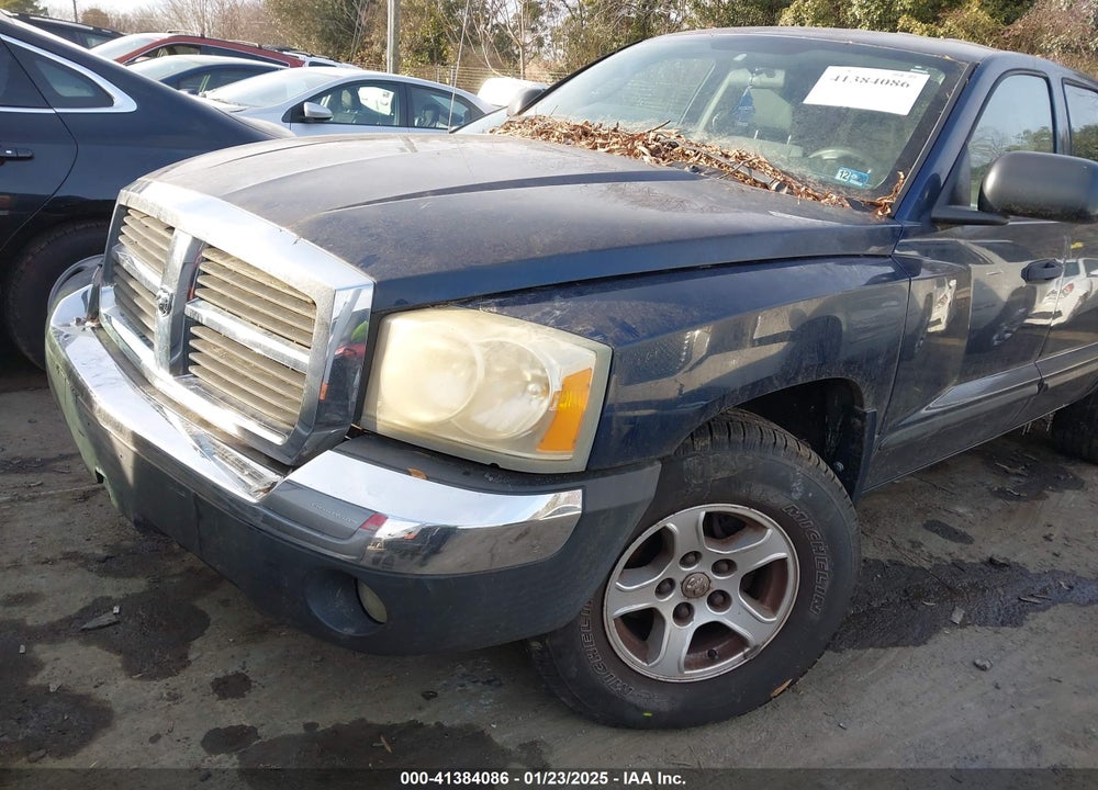 2005 DODGE DAKOTA SLT VIN: 1D7HW48N95S338832