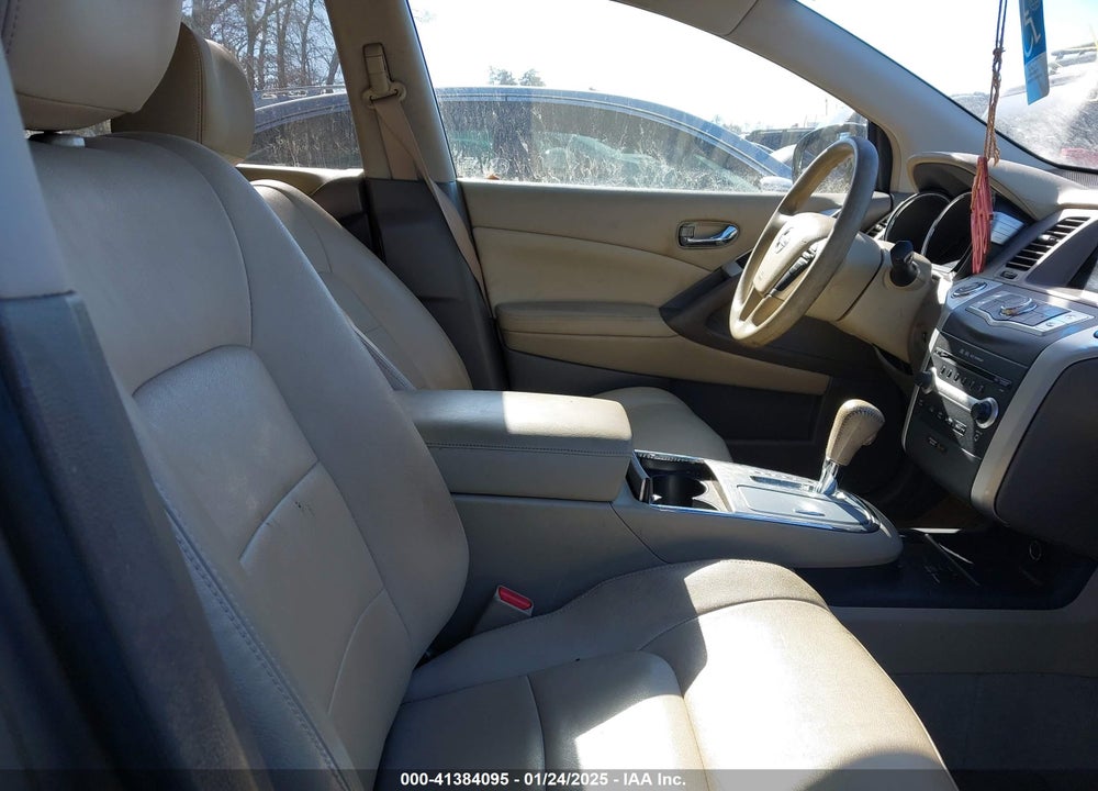 2009 NISSAN MURANO S VIN: JN8AZ18W29W100981