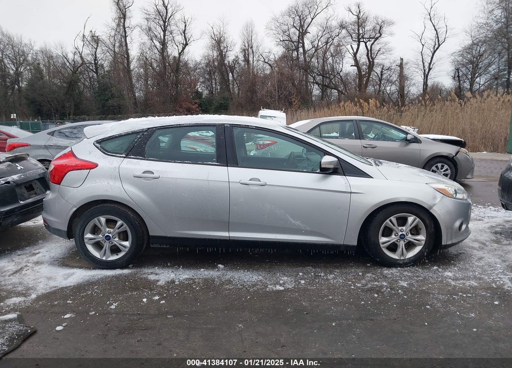 2014 FORD FOCUS SE VIN: 1FADP3K24EL329695