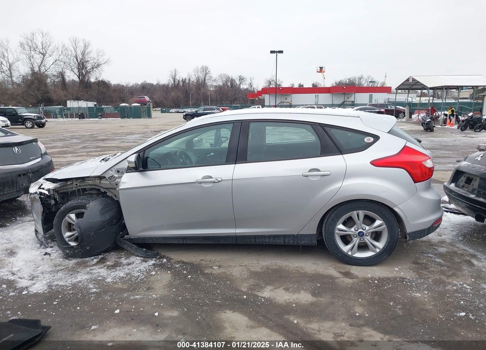 2014 FORD FOCUS SE VIN: 1FADP3K24EL329695