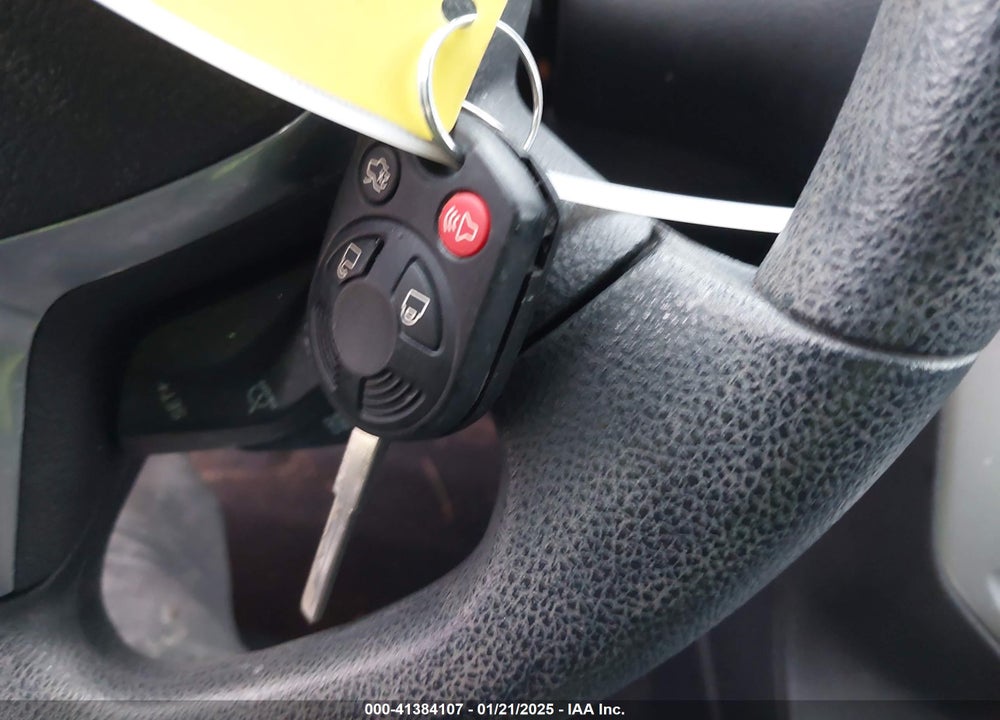 2014 FORD FOCUS SE VIN: 1FADP3K24EL329695