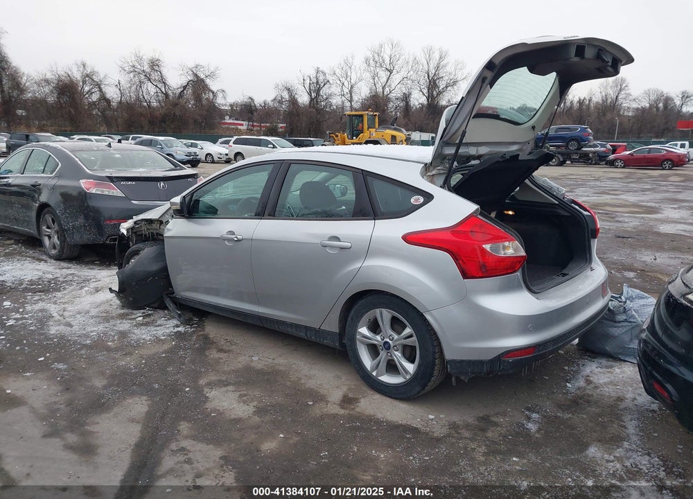 2014 FORD FOCUS SE VIN: 1FADP3K24EL329695