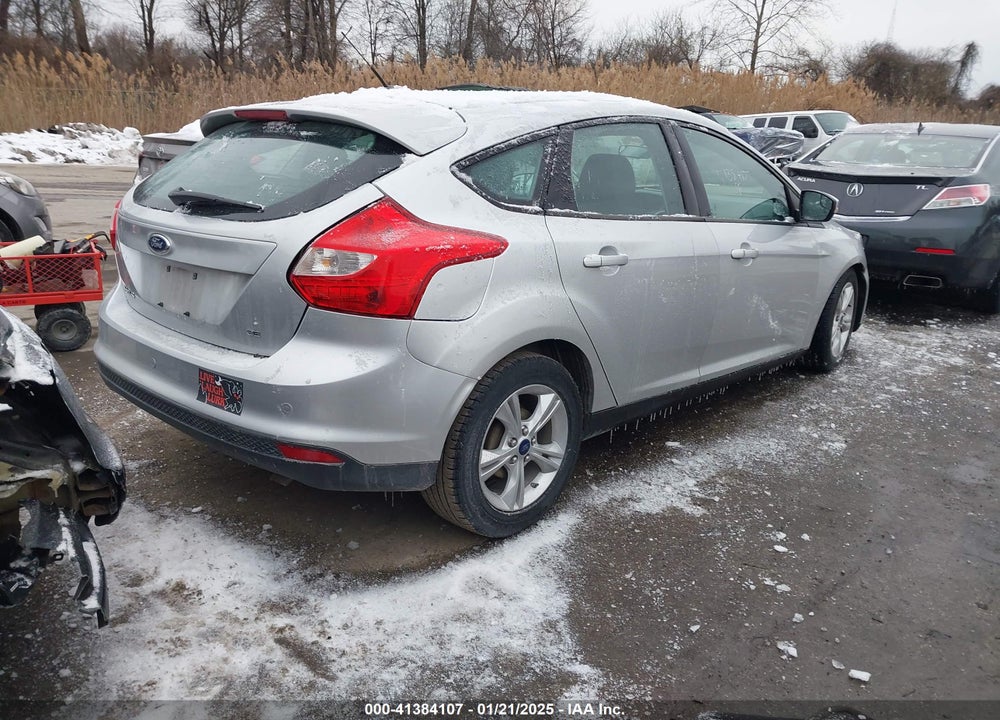2014 FORD FOCUS SE VIN: 1FADP3K24EL329695