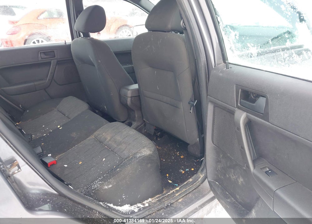 2009 FORD FOCUS VIN: 1FAHP35N59W213157