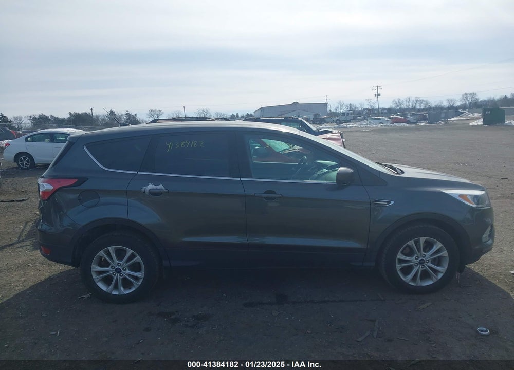 2017 FORD ESCAPE SE VIN: 1FMCU9GD7HUD49509