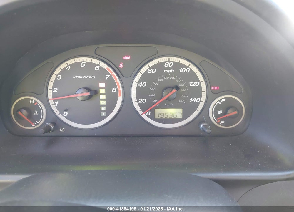 2003 HONDA CR-V LX VIN: SHSRD78403U126417
