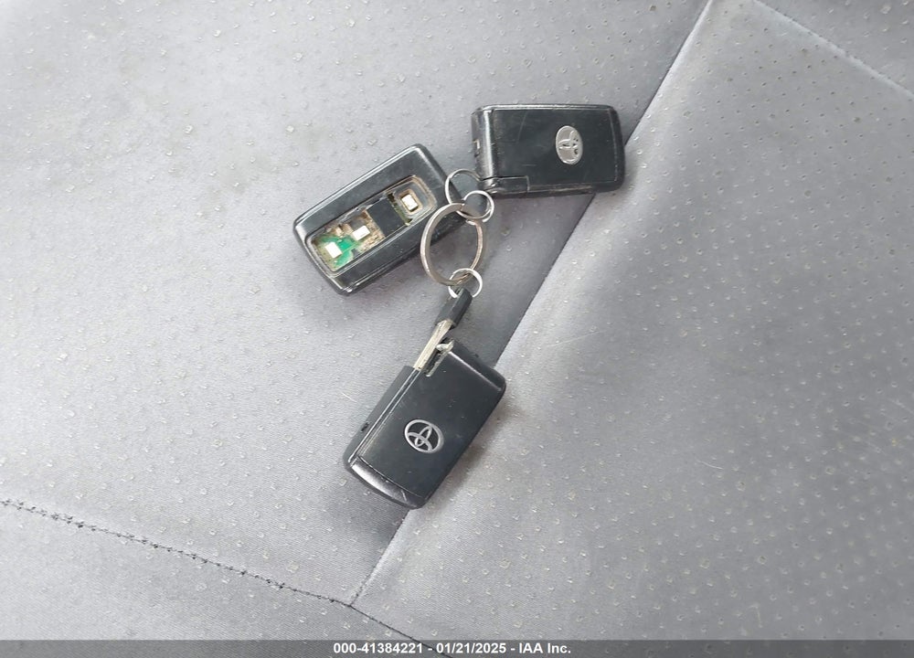 2006 TOYOTA PRIUS VIN: JTDKB20U663160473