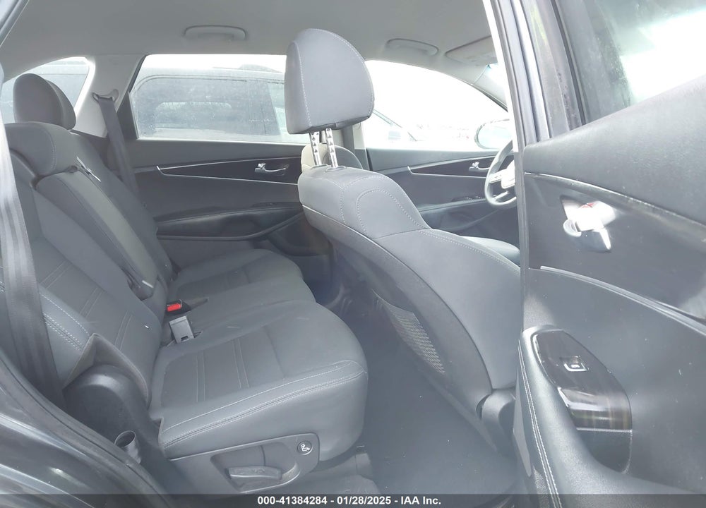 2020 KIA SORENTO 2.4L LX VIN: 5XYPGDA32LG660694