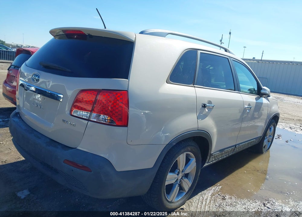 2012 KIA SORENTO VIN: 5XYKU4A23CG205699