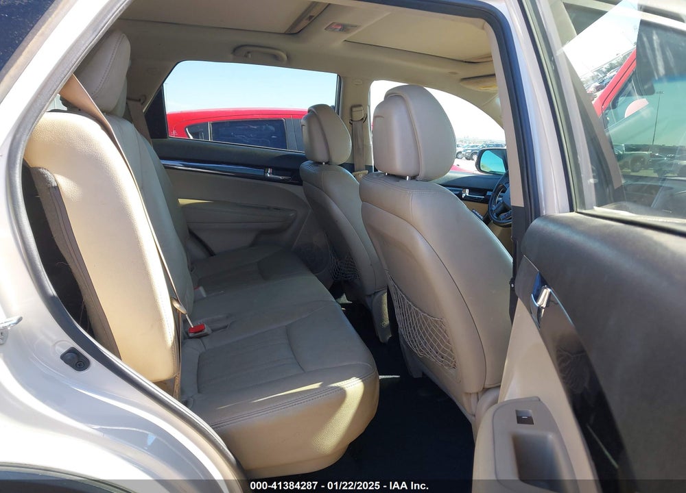 2012 KIA SORENTO VIN: 5XYKU4A23CG205699