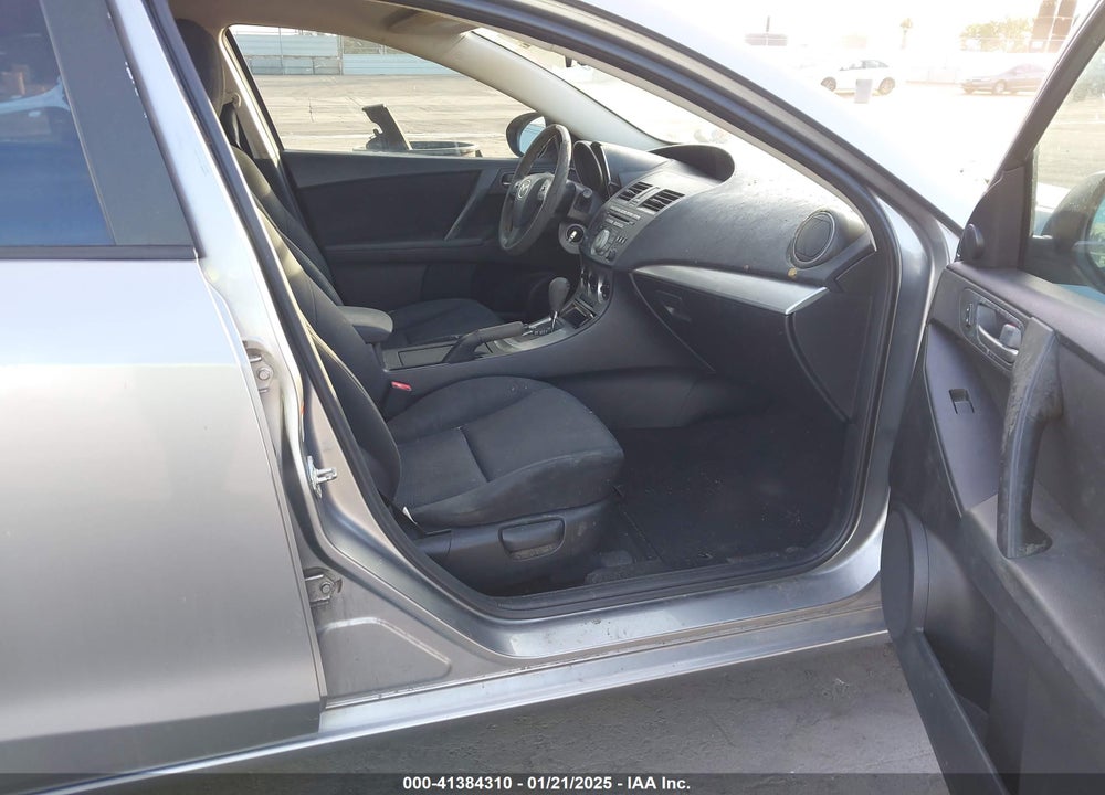 2010 MAZDA 3 I TOURING VIN: JM1BL1SG7A1141059