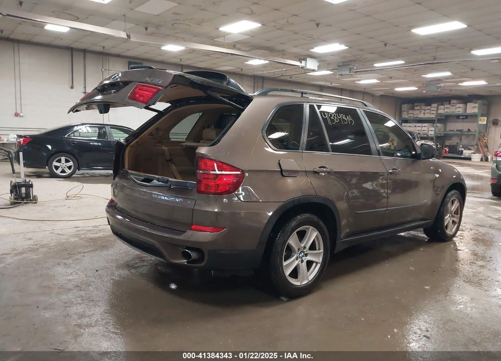 2013 BMW X5 XDRIVE35I/XDRIVE35I PREMIUM/XDRIVE35I SPORT ACTIVITY VIN: 5UXZV4C50D0B12778