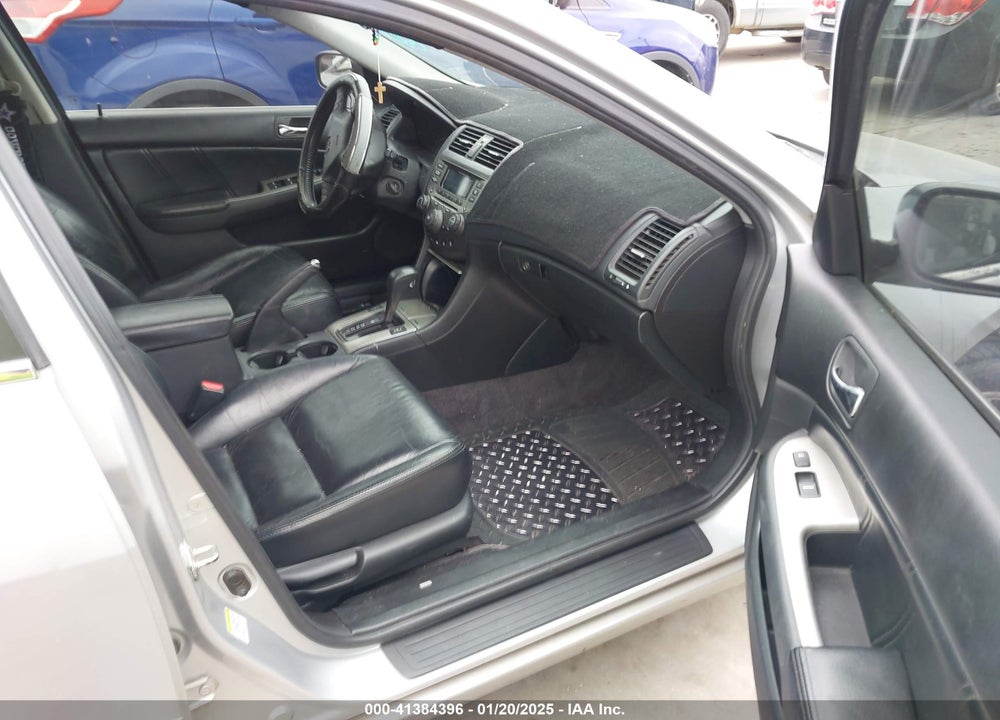2007 HONDA ACCORD VIN: 1HGCM56857A102668
