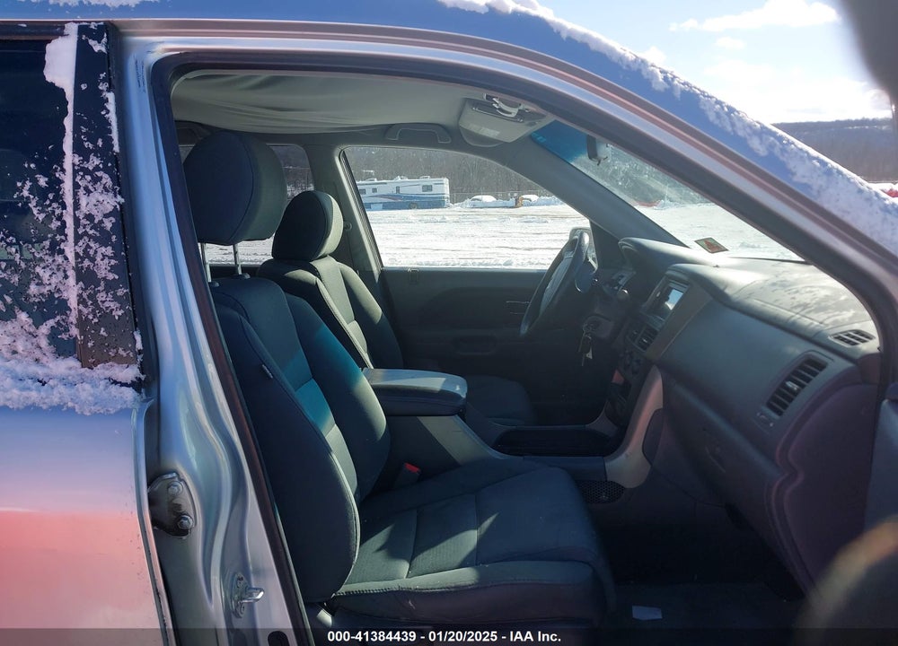 2008 HONDA PILOT VP VIN: 5FNYF28208B005604