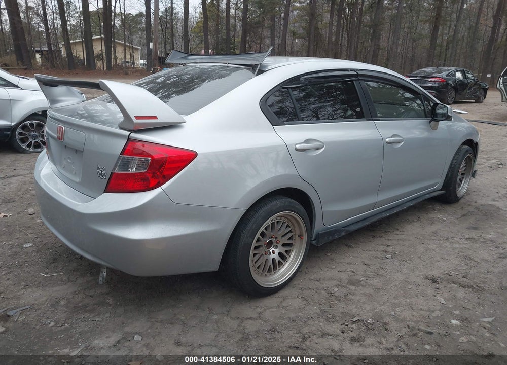2012 HONDA CIVIC VIN: 2HGFB2F82CH557040
