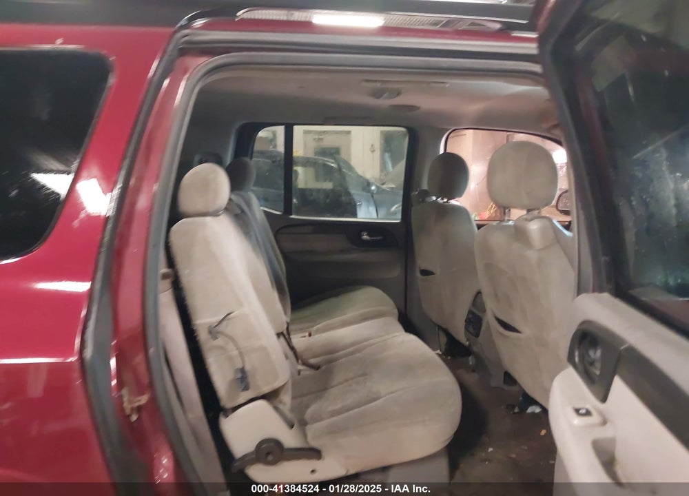 2005 GMC ENVOY XL SLE VIN: 1GKET16S956108363