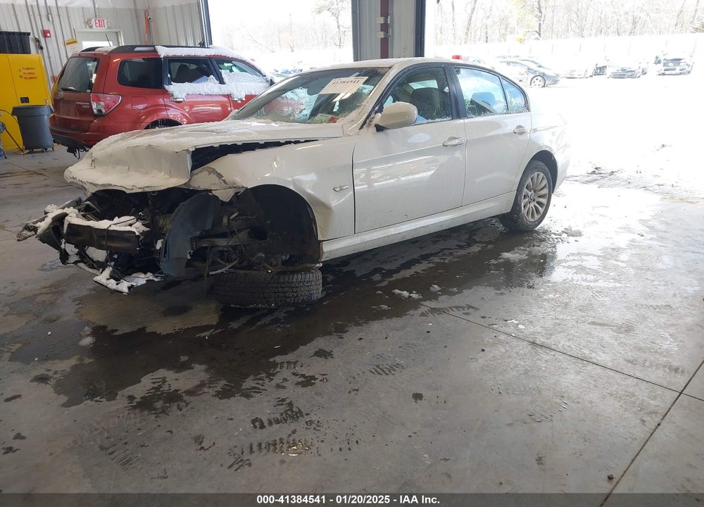2009 BMW 328I VIN: WBAPH77589NM27103