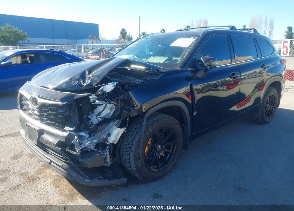 2020 TOYOTA HIGHLANDER XLE VIN: 5TDHZRBH9LS510672