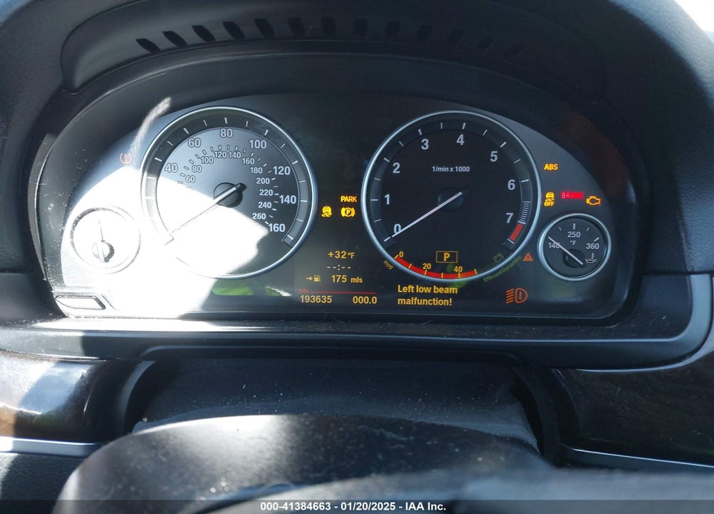 2011 BMW 5 SERIES VIN: WBAFR1C5XBC746046
