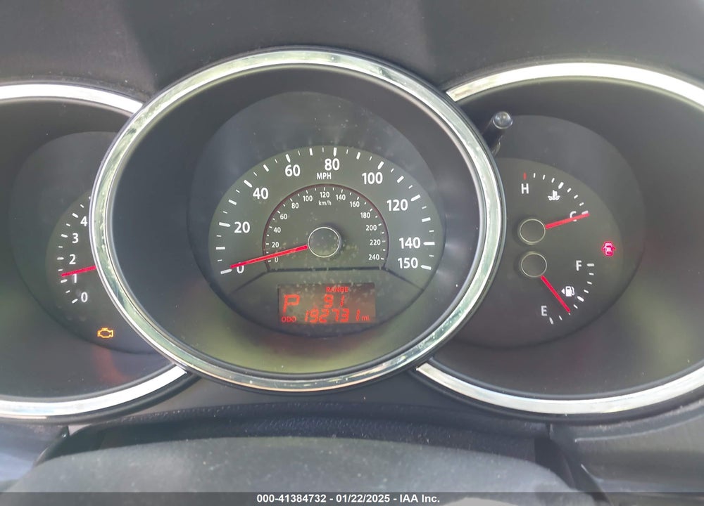 2013 KIA SORENTO LX V6 VIN: 5XYKT4A24DG338170