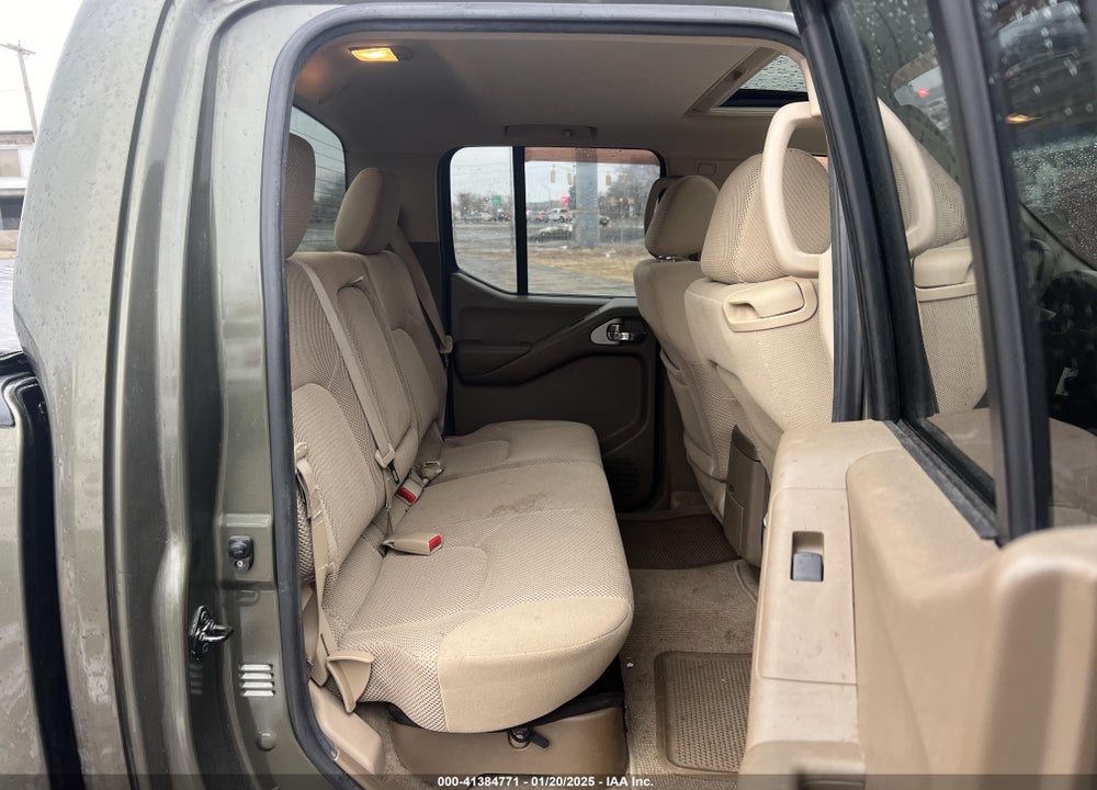 2005 NISSAN FRONTIER SE VIN: 1N6AD07W35C400561