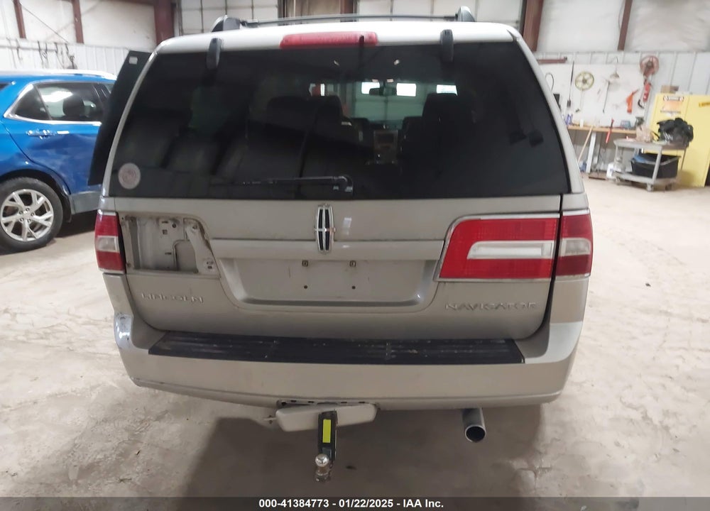 2007 LINCOLN NAVIGATOR ULTIMATE VIN: 5LMFU28547LJ23358