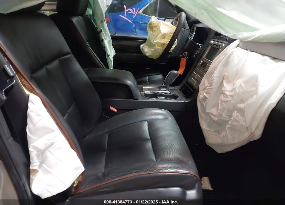 2007 LINCOLN NAVIGATOR ULTIMATE VIN: 5LMFU28547LJ23358