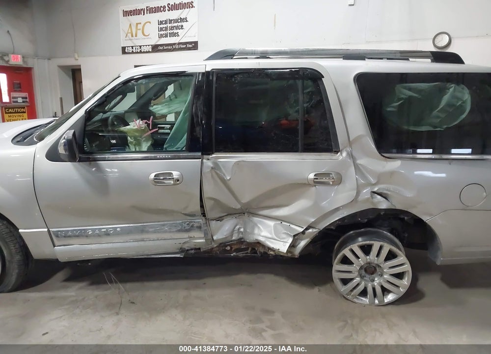 2007 LINCOLN NAVIGATOR ULTIMATE VIN: 5LMFU28547LJ23358
