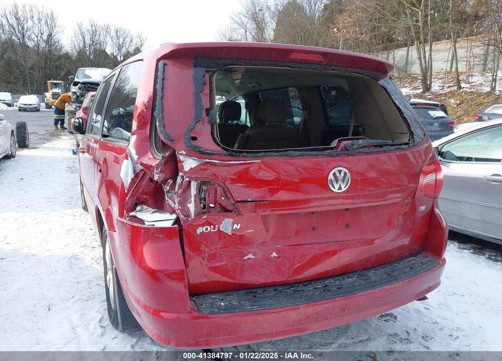 2011 VOLKSWAGEN ROUTAN SE VIN: 2V4RW3DG6BR668348