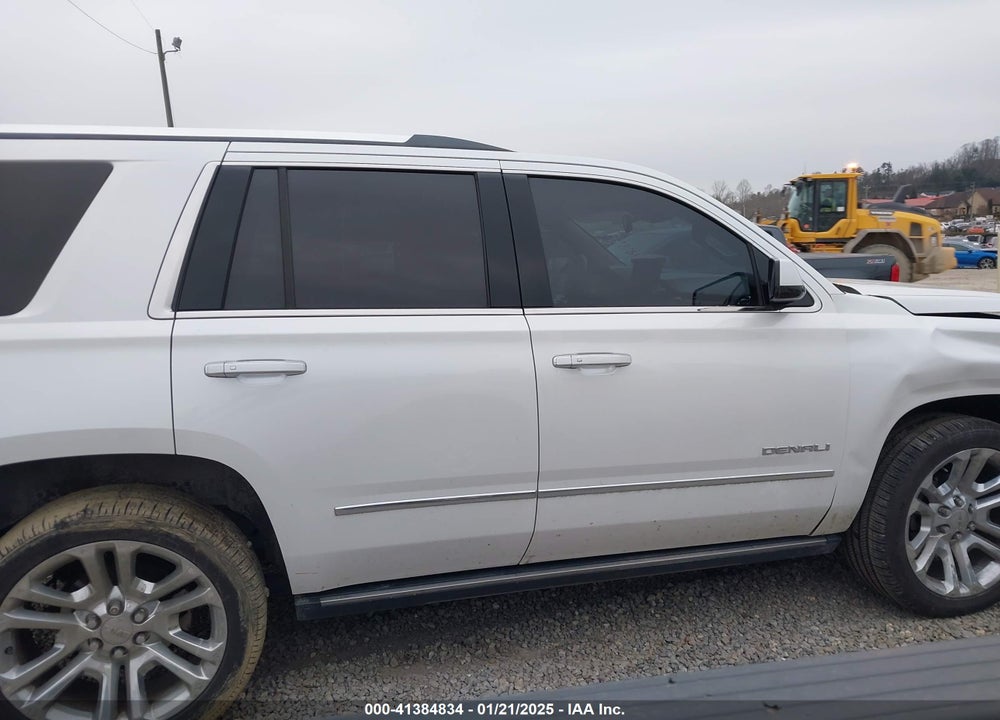 2017 GMC YUKON DENALI VIN: 1GKS2CKJ3HR170889
