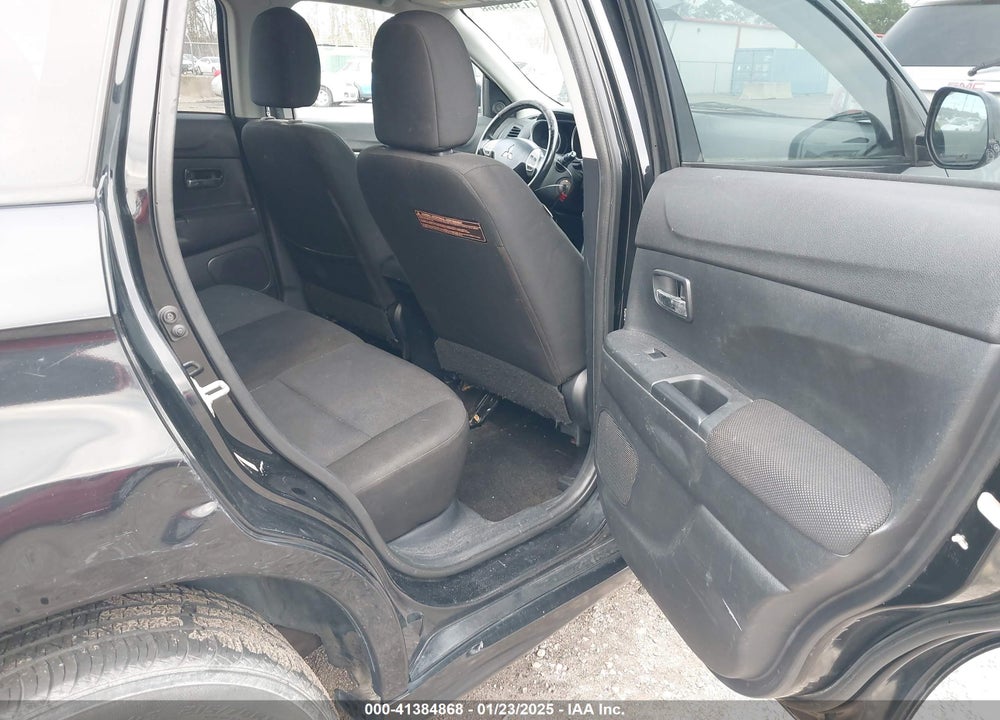 2011 MITSUBISHI OUTLANDER SPORT ES VIN: JA4AP3AU9BZ014149