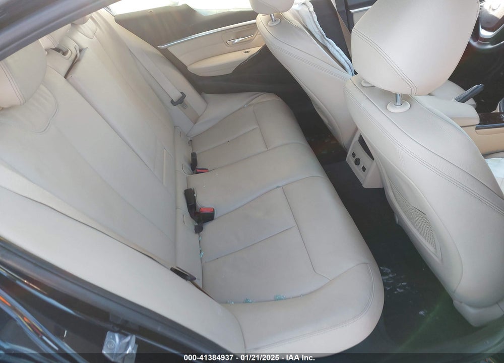 2017 BMW 330I XDRIVE VIN: WBA8D9G38HNU63995