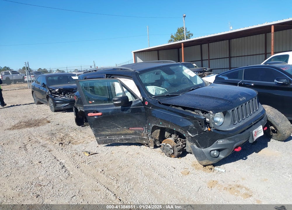 2015 JEEP RENEGADE TRAILHAWK VIN: ZACCJBCT0FPB74026