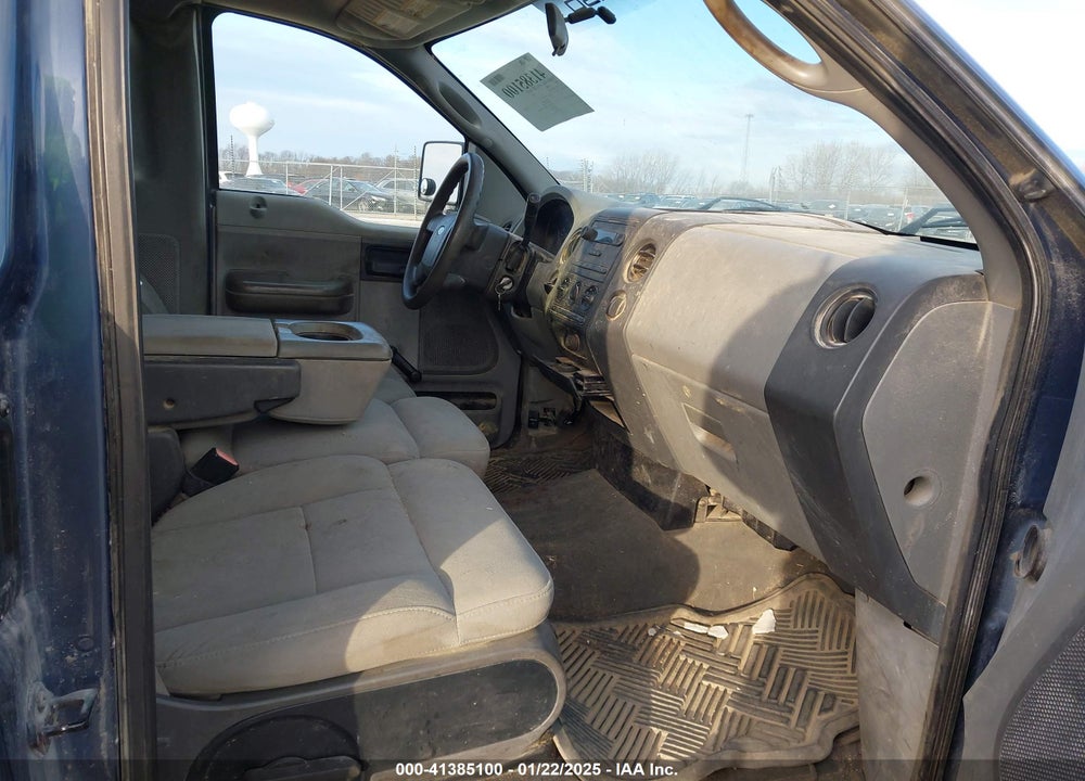 2004 FORD F-150 STX/XL/XLT VIN: 1FTRF12W44NA38935
