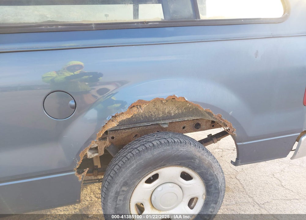 2004 FORD F-150 STX/XL/XLT VIN: 1FTRF12W44NA38935