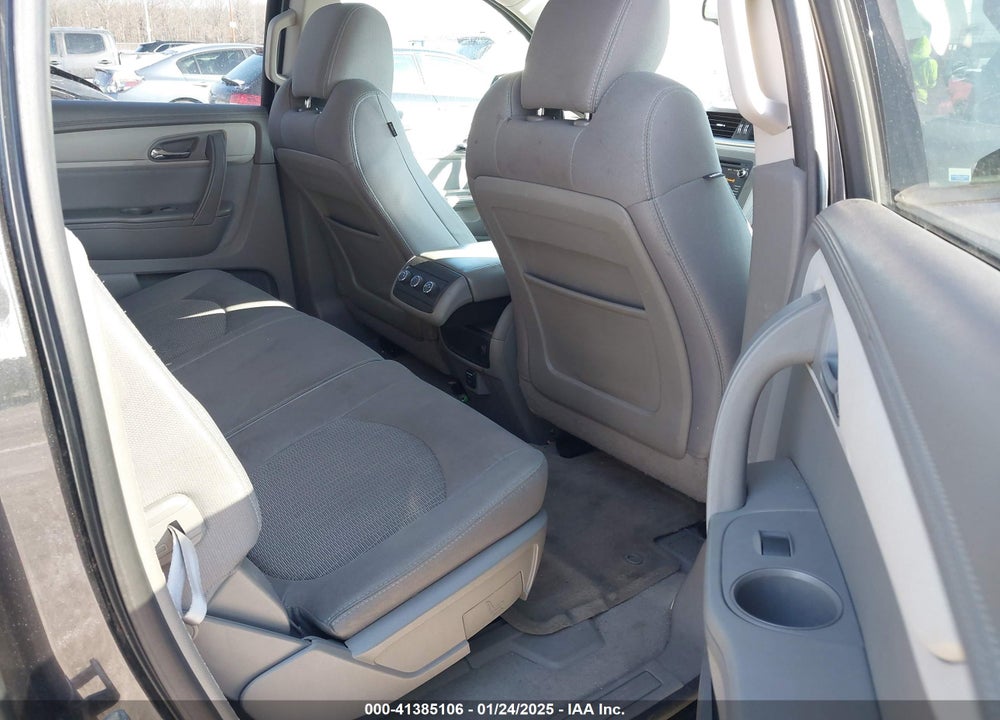 2014 CHEVROLET TRAVERSE LS VIN: 1GNKVFKD0EJ291203