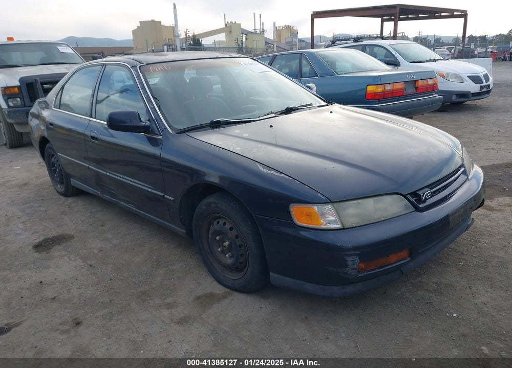1995 HONDA ACCORD LX/EX VIN: 1HGCD5632SA075930