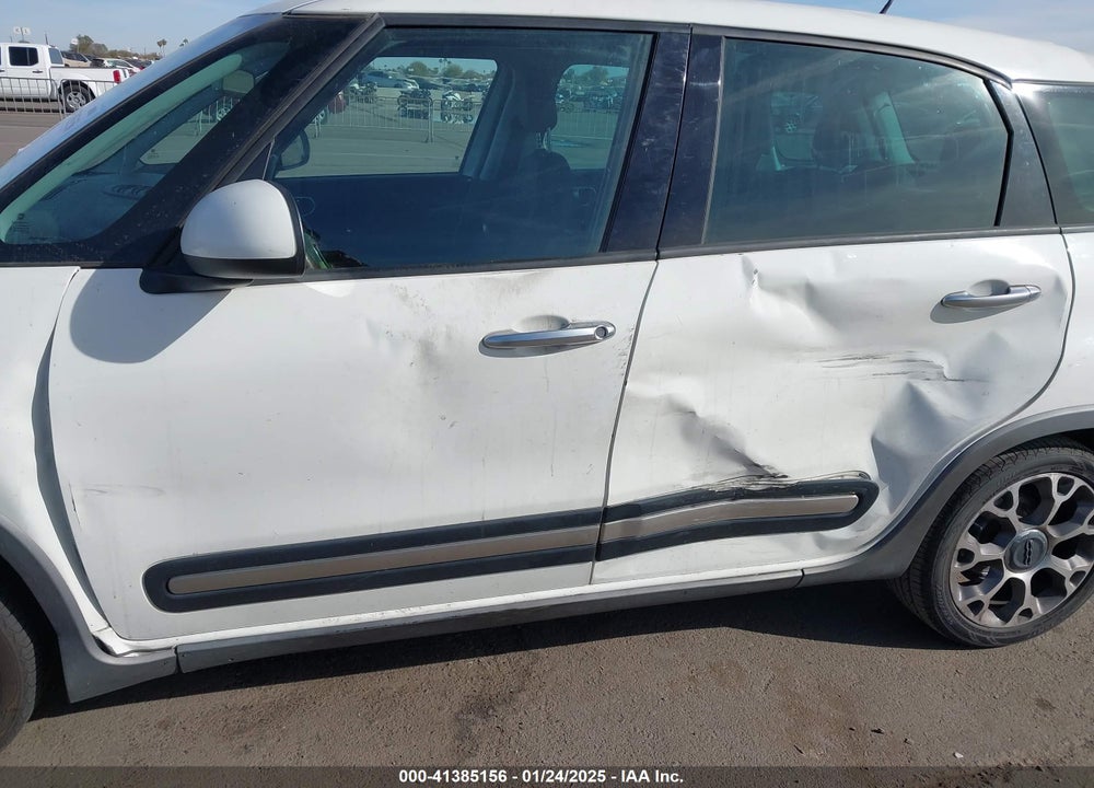 2014 FIAT 500L VIN: ZFBCFADH9EZ010937