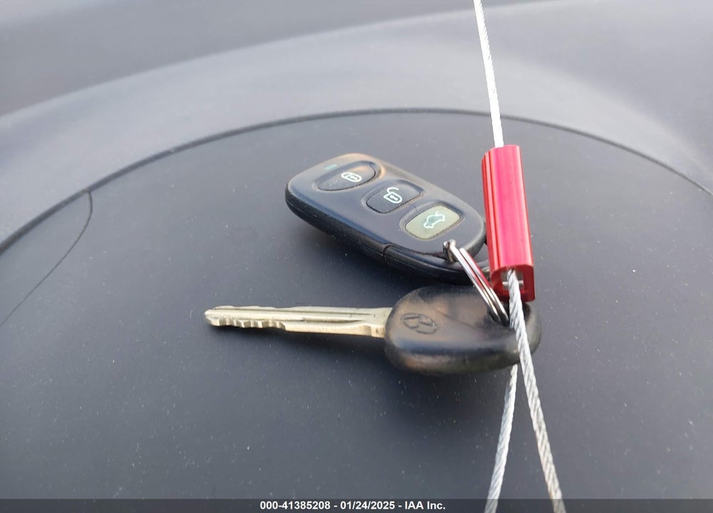2007 HYUNDAI ELANTRA VIN: KMHDU46D77U208818