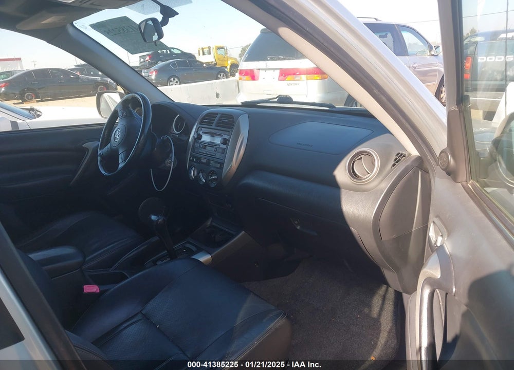 2005 TOYOTA RAV4 VIN: JTEGD20VX50059862