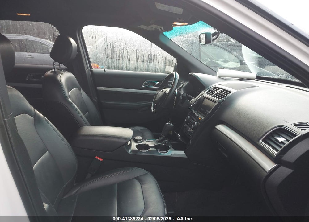 2016 FORD EXPLORER VIN: 1FM5K8D8XGGC00265